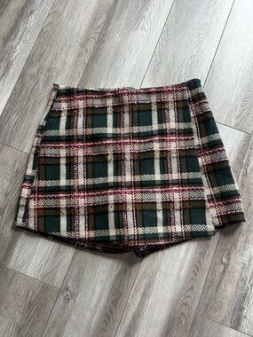 Pink Lily Tweed Plaid Skort, NWOT